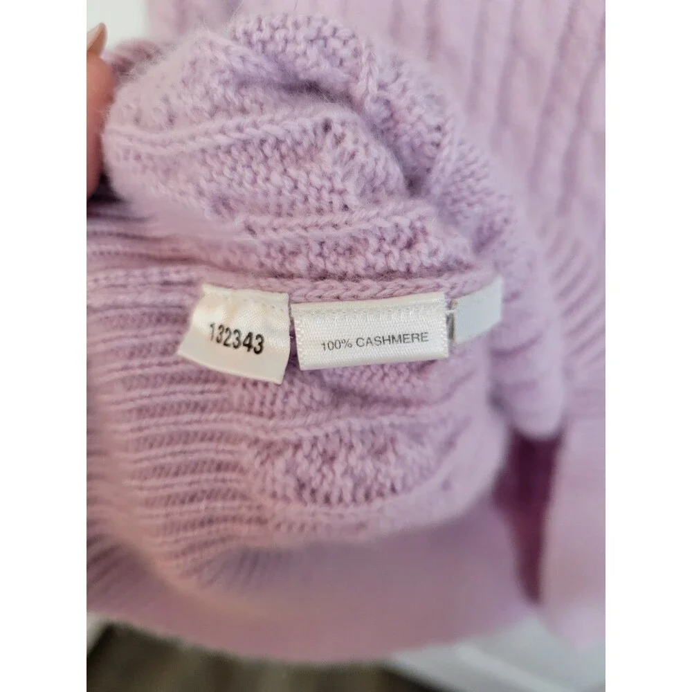 Ann Taylor Cashmere Cable Knit V-Neck Sweater M